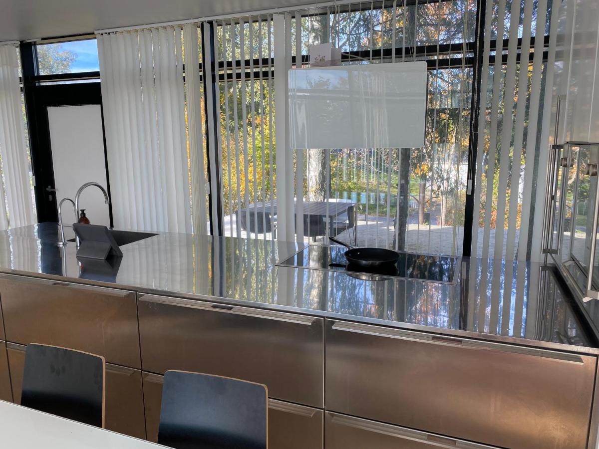 Exclusive 2 Level Etage Next To Arlanda-City Metro Стокхолм Екстериор снимка