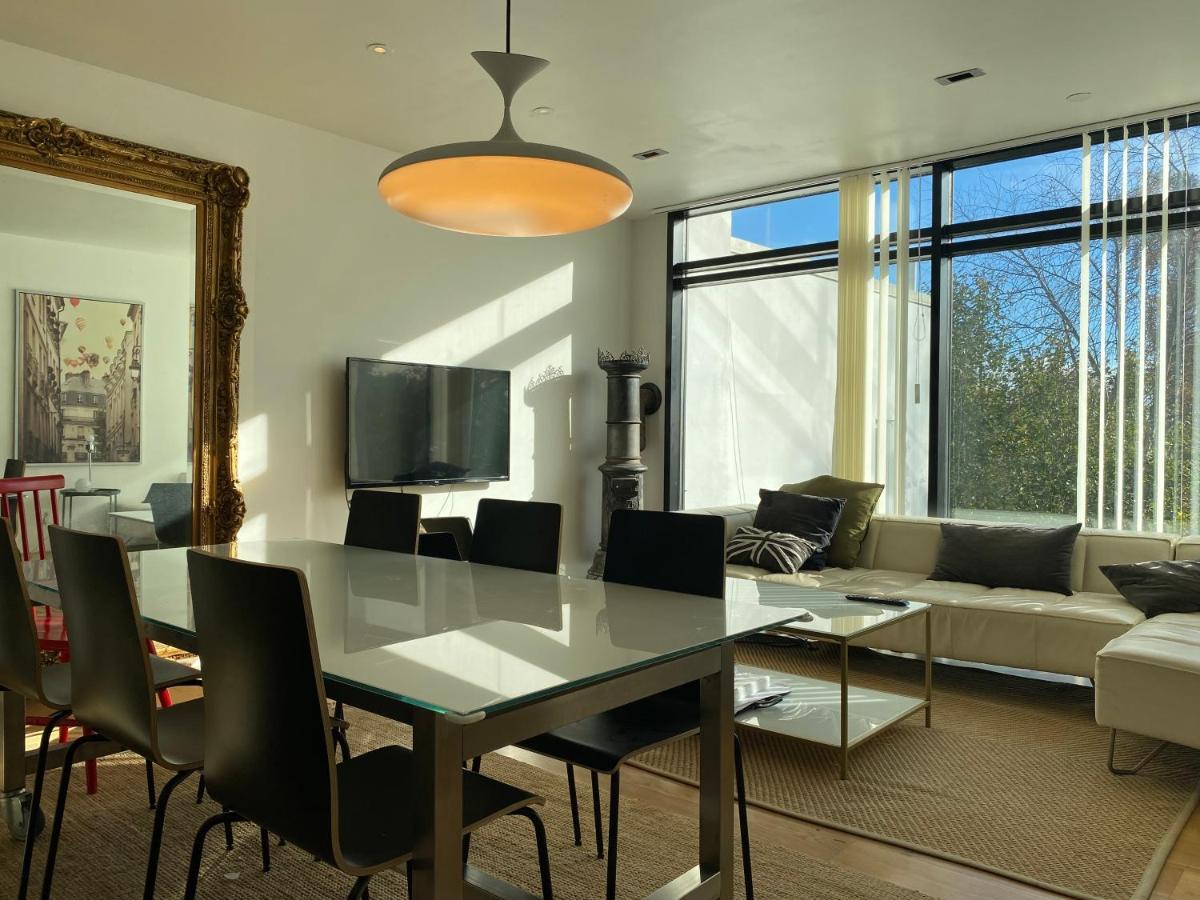 Exclusive 2 Level Etage Next To Arlanda-City Metro Стокхолм Екстериор снимка