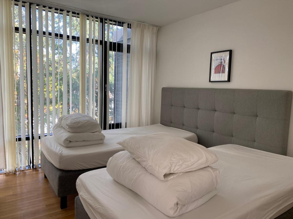 Exclusive 2 Level Etage Next To Arlanda-City Metro Стокхолм Екстериор снимка
